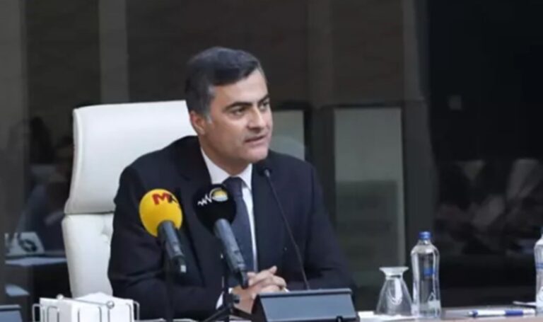 ‘Büyük bir tahribat var’ diyerek duyurdu: ‘Kayyum, belediyeyi 8.5 milyar borca sokmuş’ – Son Dakika Türkiye,Siyaset Haberleri