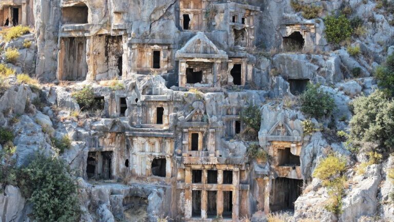 Antik Andriake Limanı'nın tarihi atmosferi 'Geleceğe Miras Projesi' ile tamamlanacak