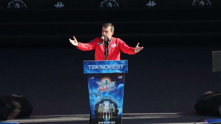 “TEKNOFEST bir dönüşüm ve umut hareketidir”