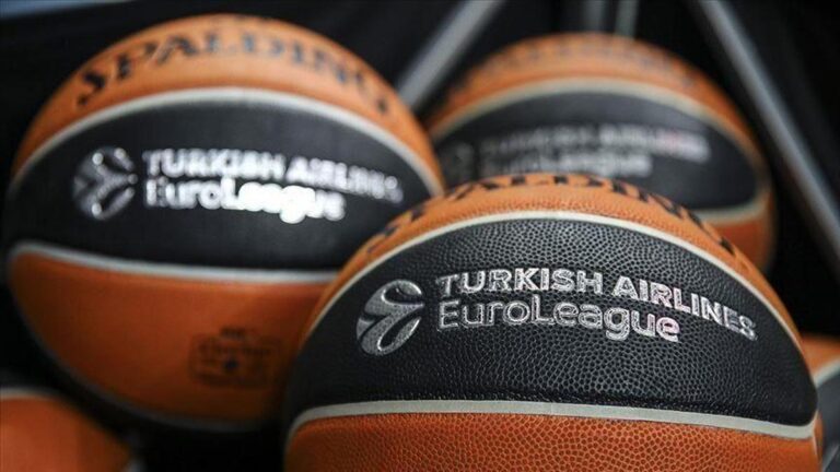 Olympiacos EuroLeague'in yeni lideri!